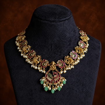 Peacock Temple Pearl Choker Set